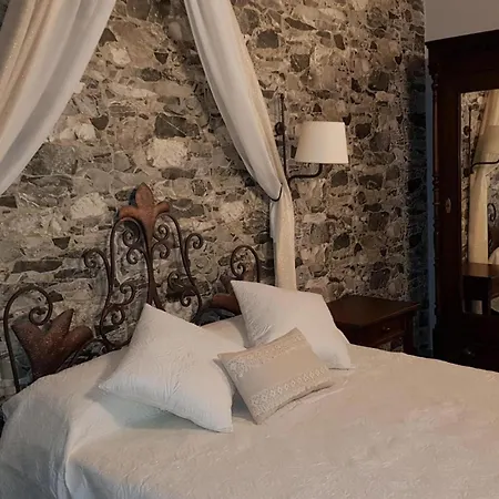 La Puerta Del Rio Lobos Apartment San Leonardo de Yagüe